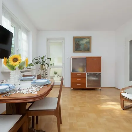 Bright Stylish With Parking & Balcony By Renters * ורשה