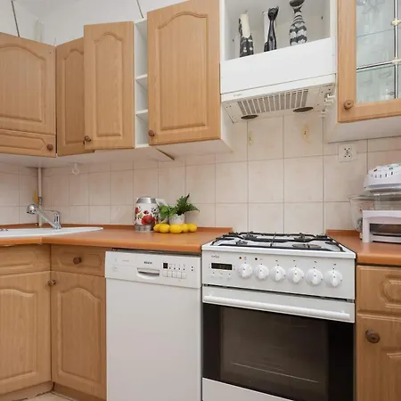 Apartament Bright Stylish With Parking & Balcony By Renters